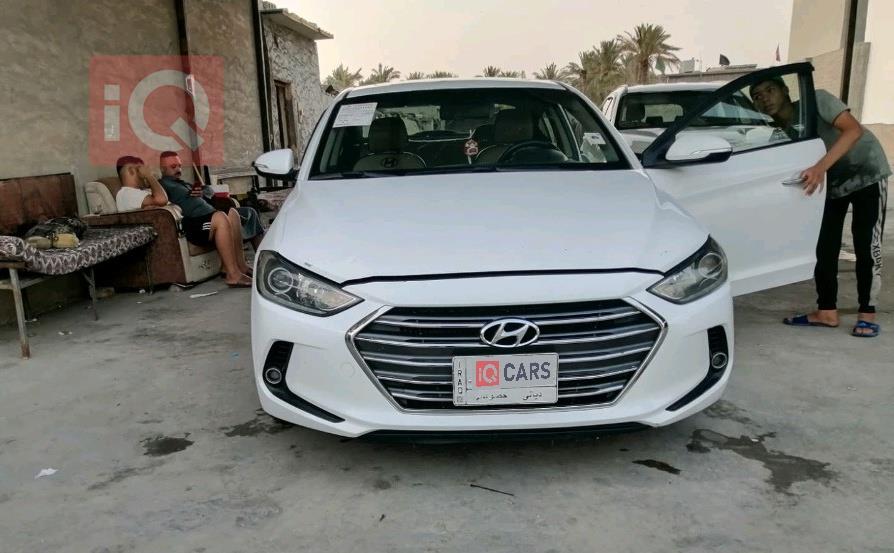 هیوندای ئەلەنترا